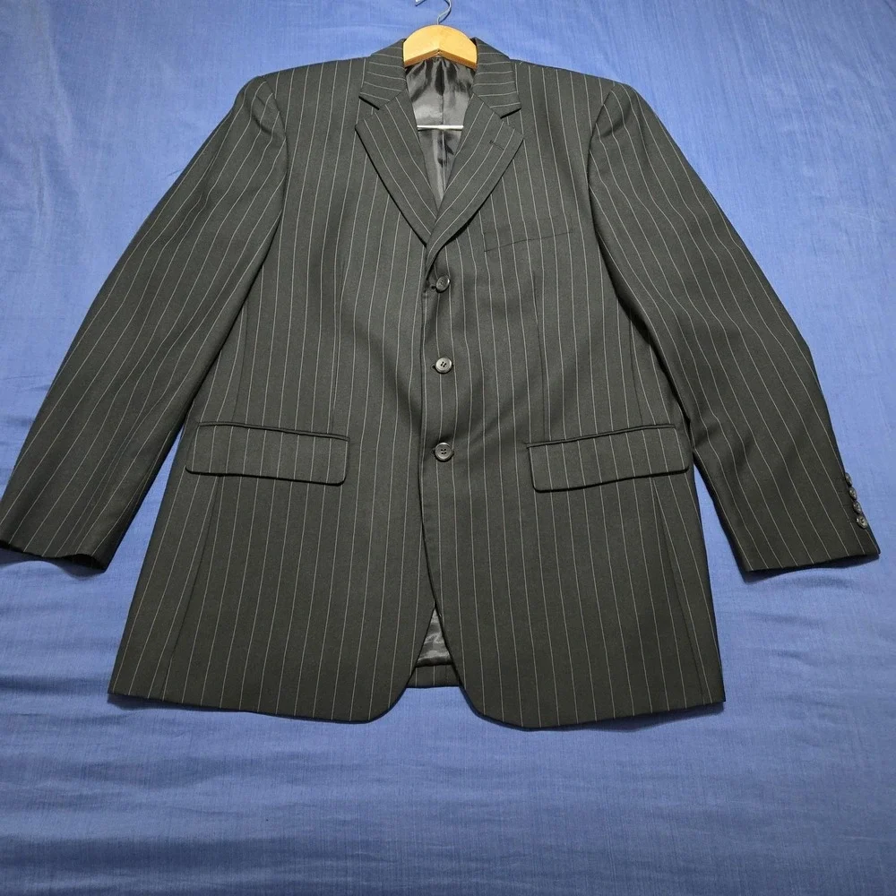 Pedrini Italy Suit Jacket Mens 42R Black Pinstripe Poly Viscose 3 Button Formal